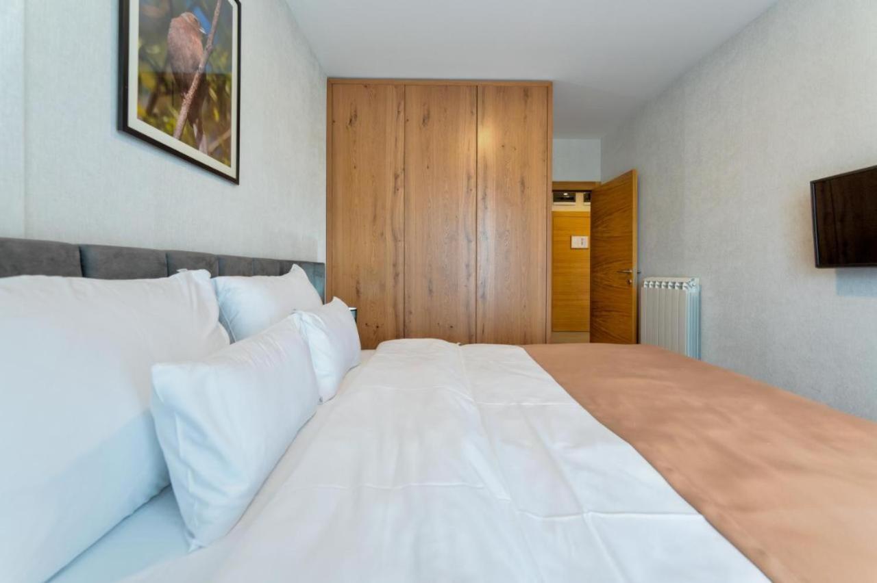 Ema Lux - Zgrada Panorama Apartment Soko Banja Ngoại thất bức ảnh